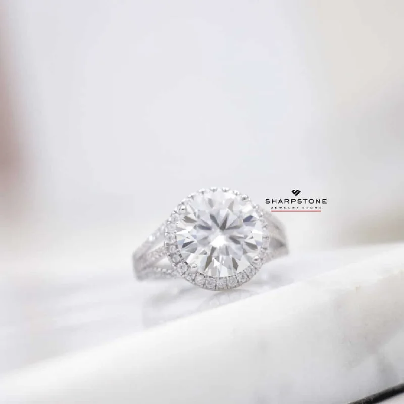 Shop Dazzling Jewelry At The Best Prices Alexia Moissanite Engagement Ring in 925 Sterling Silver Shop Dazzling Jewelry At The Best Prices Alexia Moissanite Engagement Ring in 925 Sterling Silver