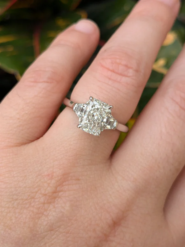 Exclusive Jewelry Bundles At Discounted Rates Chiara Fancy Cut Engagement Ring