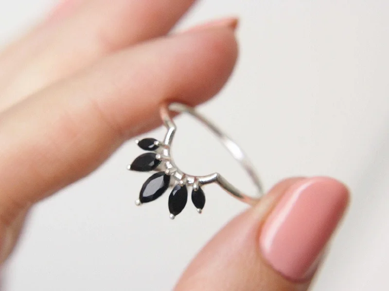 Jewelry Deals That Outshine The Rest Marquise Crown Black Spinel Ring