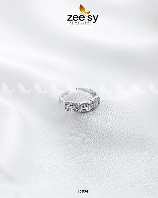Get Your Favorite Jewelry At The Best Price Aquata's Rings