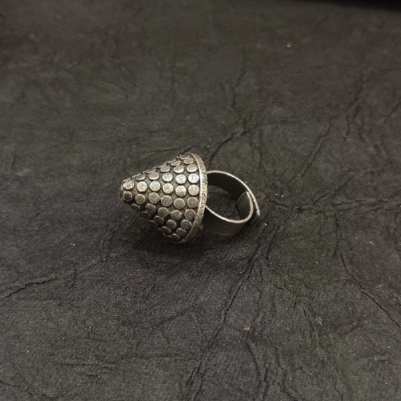 High-End Sparkle, Low-End Prices – Jewelry Sale Live Bhavi Jewels Oxidised Plated Veni Ring High-End Sparkle, Low-End Prices – Jewelry Sale Live Bhavi Jewels Oxidised Plated Veni Ring
