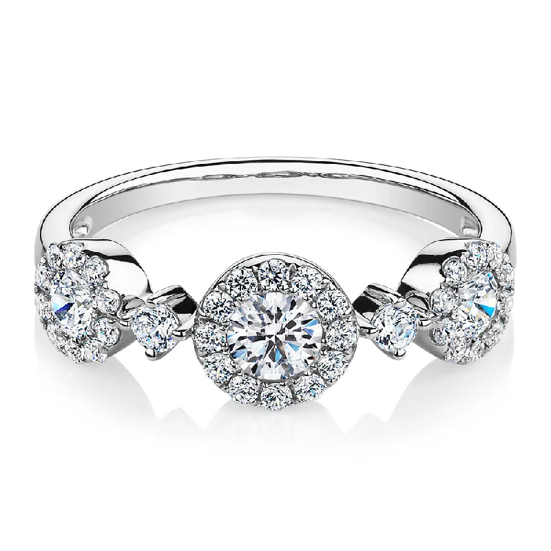 Clearance Sale On High-End Jewelry Collections Celeste Dress ring with 0.83 carats* of diamond simulants in 10 carat white gold Clearance Sale On High-End Jewelry Collections Celeste Dress ring with 0.83 carats* of diamond simulants in 10 carat white gold