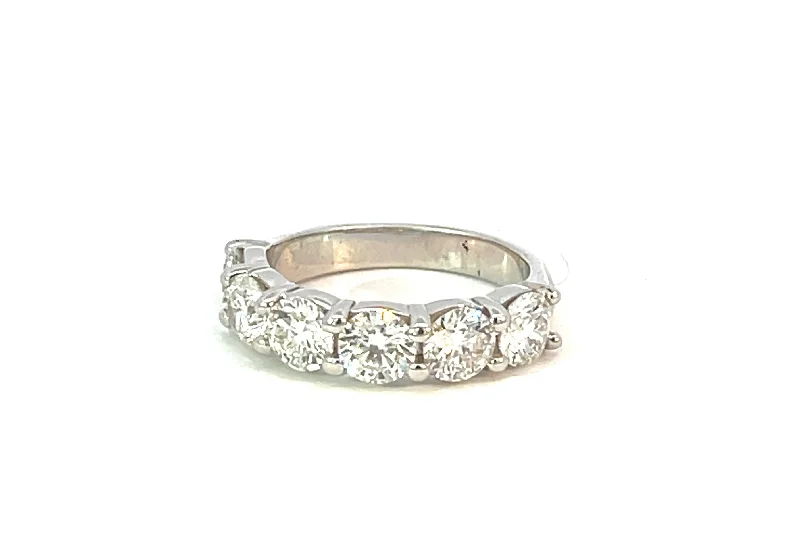 The Perfect Jewelry Piece At The Perfect Discount Half Around Natural Round Diamond Ring The Perfect Jewelry Piece At The Perfect Discount Half Around Natural Round Diamond Ring