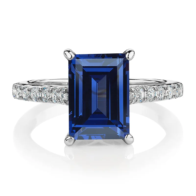 Elegant Jewelry, Exclusive Prices – Shop Now Dress ring with 0.28 carats* of diamond simulants in sterling silver Elegant Jewelry, Exclusive Prices – Shop Now Dress ring with 0.28 carats* of diamond simulants in sterling silver