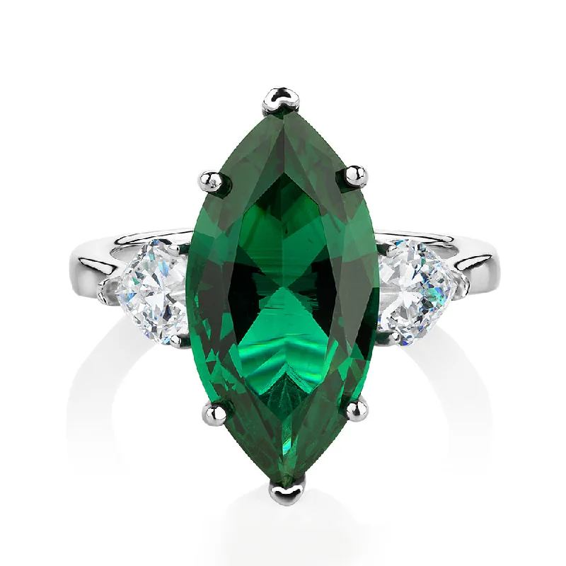 Personalized Jewelry Sale – Meaningful Gifts At Great Prices Dress ring with 0.88 carats* of diamond simulants in sterling silver