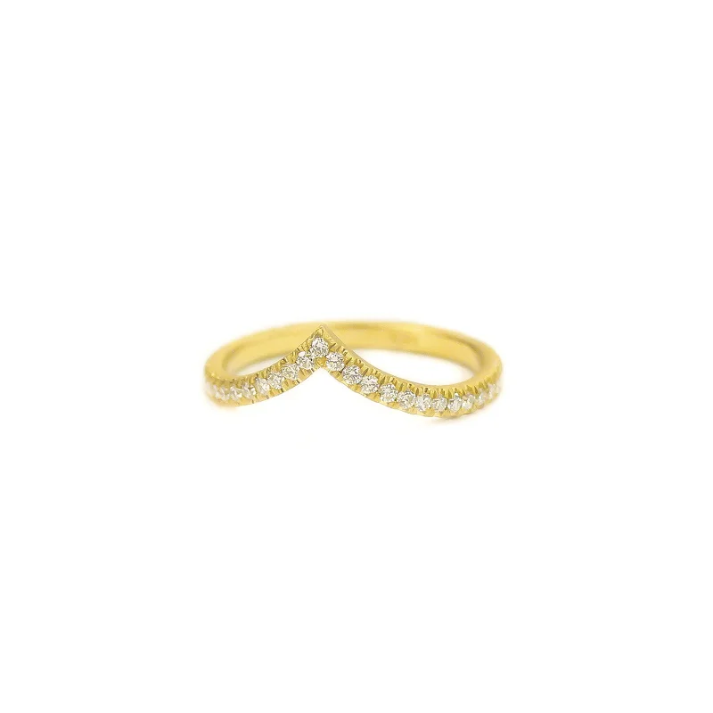 Timeless Elegance, Temporary Discounts – Act Fast Falling Star Tracer Band