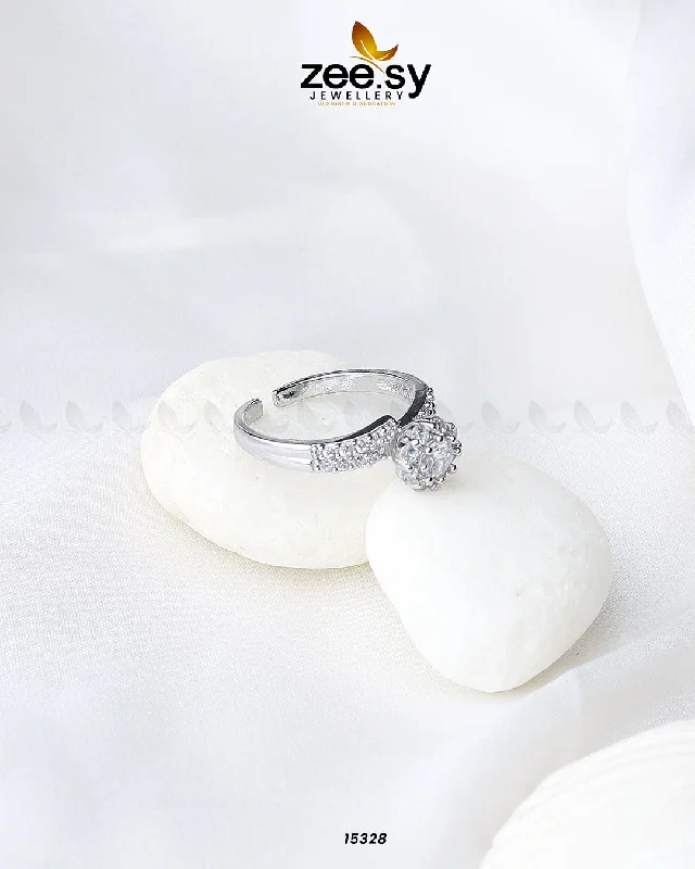 Premium Jewelry, Premium Discounts – Act Fast Intricate Flower Ring