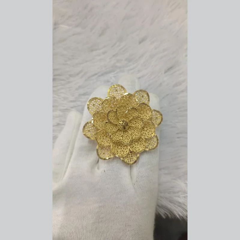 Personalized Jewelry At Special Discount Rates Pari Art Jewellery Forming Gold Ring Personalized Jewelry At Special Discount Rates Pari Art Jewellery Forming Gold Ring