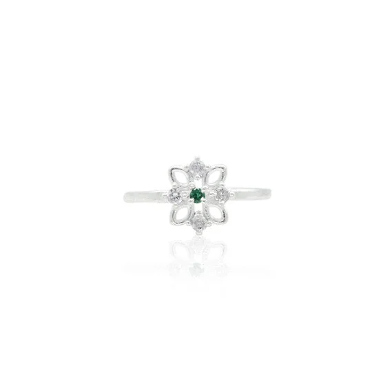 Affordable Glamour – Premium Jewelry At Special Prices Silver Precious Emerald Elite Ring Affordable Glamour – Premium Jewelry At Special Prices Silver Precious Emerald Elite Ring
