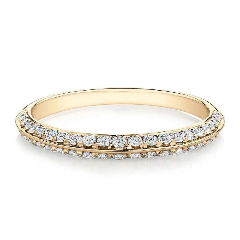 Elegant Jewelry At Unbeatable Prices – Shop Today Wedding or eternity band with 0.35 carats* of diamond simulants in 14 carat yellow gold Elegant Jewelry At Unbeatable Prices – Shop Today Wedding or eternity band with 0.35 carats* of diamond simulants in 14 carat yellow gold