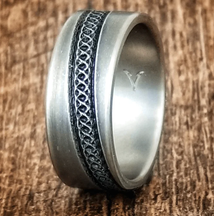 Buy More, Save More On Stunning Jewelry Designs Wrapped Chain Design Titanium Men's Ring - 9mm Buy More, Save More On Stunning Jewelry Designs Wrapped Chain Design Titanium Men's Ring - 9mm