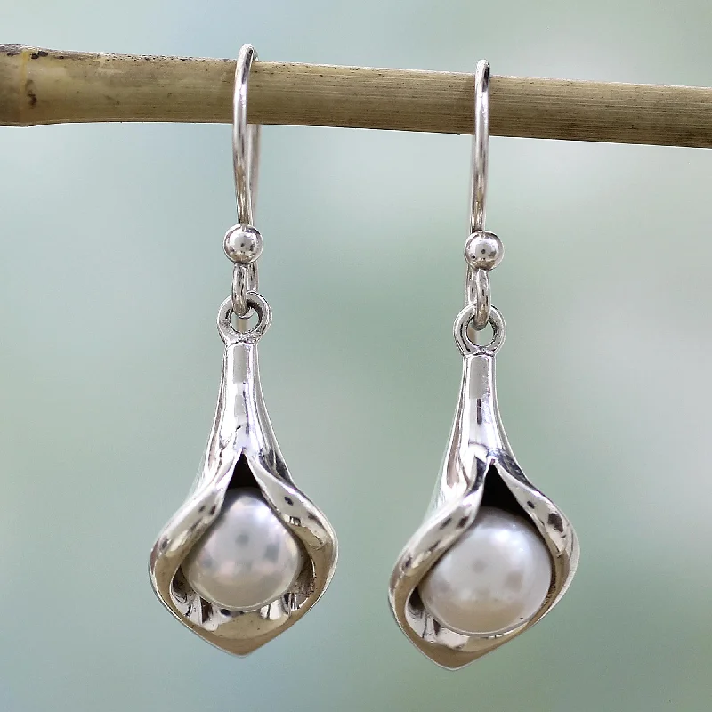 Chic And Stylish Jewelry At Exclusive Prices Calla Lily Sterling Silver Earrings