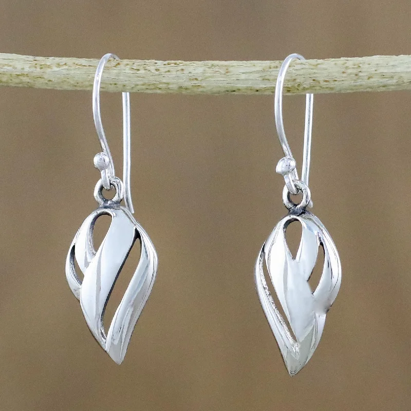 Limited-Time Jewelry Sale – Elegant Styles At Less Elegant Touch Shining Sterling Silver Dangle Earrings from Thailand Limited-Time Jewelry Sale – Elegant Styles At Less Elegant Touch Shining Sterling Silver Dangle Earrings from Thailand