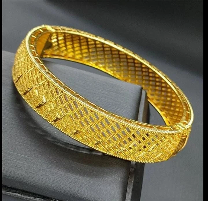 Affordable Elegance – Special Jewelry Sale Now Live Gold Color Wedding Engagement Wedding Jewelry Open Bangle Model-16 Affordable Elegance – Special Jewelry Sale Now Live Gold Color Wedding Engagement Wedding Jewelry Open Bangle Model-16