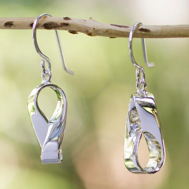 Luxury Jewelry Sale – Elegant Styles At Unbeatable Prices Modern Mobius Handmade Modern Taxco Silver Earrings Luxury Jewelry Sale – Elegant Styles At Unbeatable Prices Modern Mobius Handmade Modern Taxco Silver Earrings