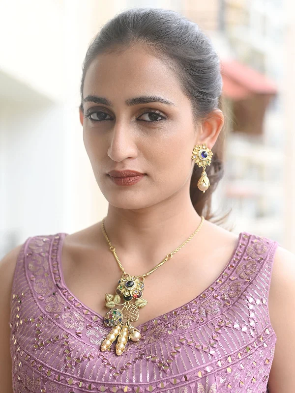 Stunning Jewelry At Even More Stunning Prices Odette Gold Mixed Metal Embellished Gold Plated Neckpiece Set For Women Stunning Jewelry At Even More Stunning Prices Odette Gold Mixed Metal Embellished Gold Plated Neckpiece Set For Women