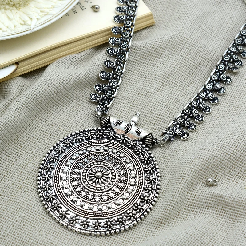 Unmissable Jewelry Clearance – Final Reductions Anika Silver Oxidized Long Necklace Unmissable Jewelry Clearance – Final Reductions Anika Silver Oxidized Long Necklace
