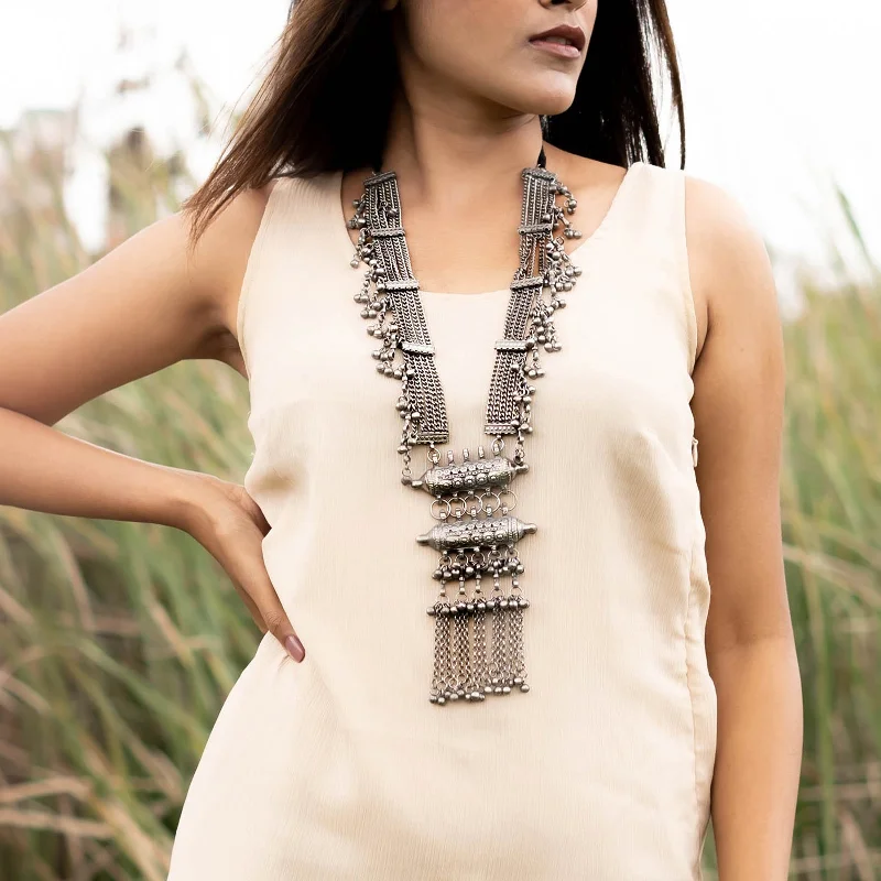 Exclusive Gemstone Jewelry Markdowns – Shop Now Teejh Anukriti Silver Oxidised Long Necklace Exclusive Gemstone Jewelry Markdowns – Shop Now Teejh Anukriti Silver Oxidised Long Necklace