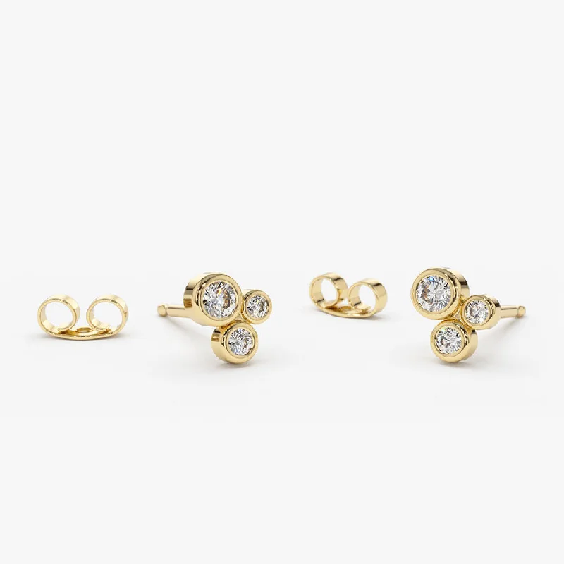 Don't Miss Out – Shop Elegant Jewelry For Less 14K Gold Graduated Diamond Stud Earrings Don't Miss Out – Shop Elegant Jewelry For Less 14K Gold Graduated Diamond Stud Earrings