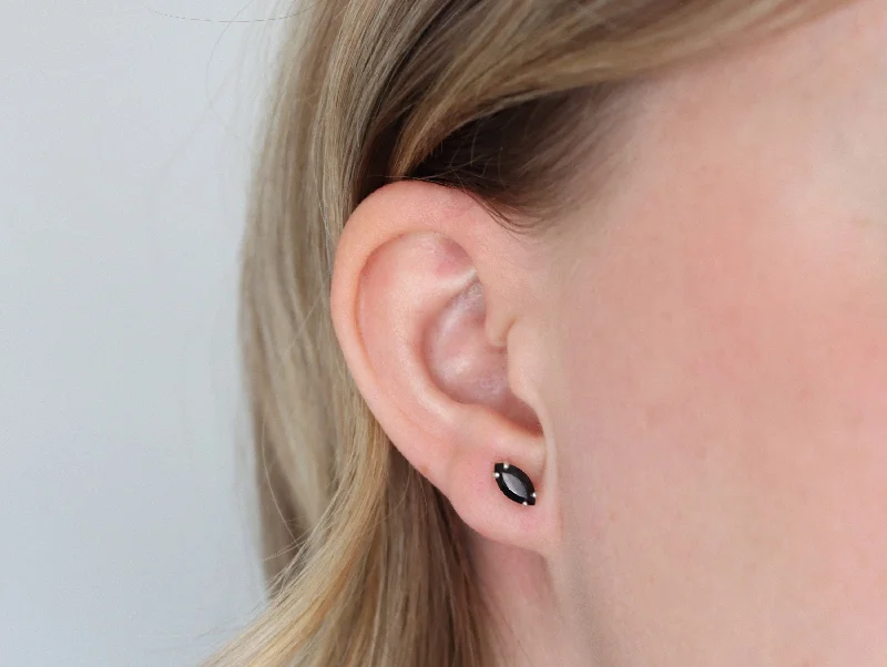 Limited-Time Offer On Premium Jewelry Collections Black Spinel Stud Earrings