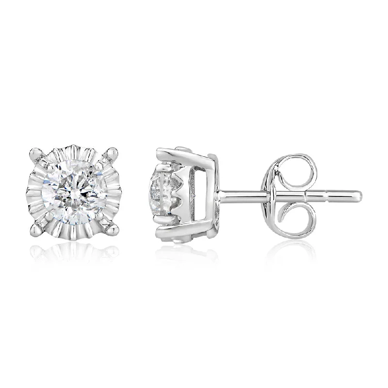 Your Perfect Accessory Now At The Best Price 9ct White Gold 1 Carat Diamond Solitare Studs with Disc Setting Your Perfect Accessory Now At The Best Price 9ct White Gold 1 Carat Diamond Solitare Studs with Disc Setting