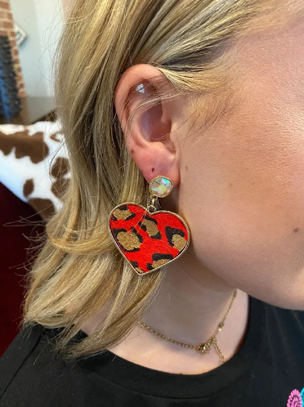 Best Jewelry Deals – Shop Premium Pieces At Great Prices Don't Go Breaking My Heart Gold Leopard Stud Earrings, Red Best Jewelry Deals – Shop Premium Pieces At Great Prices Don't Go Breaking My Heart Gold Leopard Stud Earrings, Red