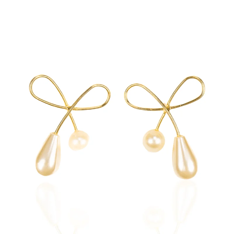 Grab Your Favorite Jewelry At The Lowest Prices Carmen Pretty Pearl Earrings - Gold