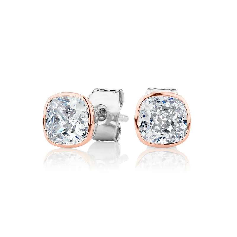 Jewelry Clearance Event – Last Chance For Stunning Deals Cushion stud earrings with 1.52 carats* of diamond simulants in 10 carat rose gold and sterling silver Jewelry Clearance Event – Last Chance For Stunning Deals Cushion stud earrings with 1.52 carats* of diamond simulants in 10 carat rose gold and sterling silver