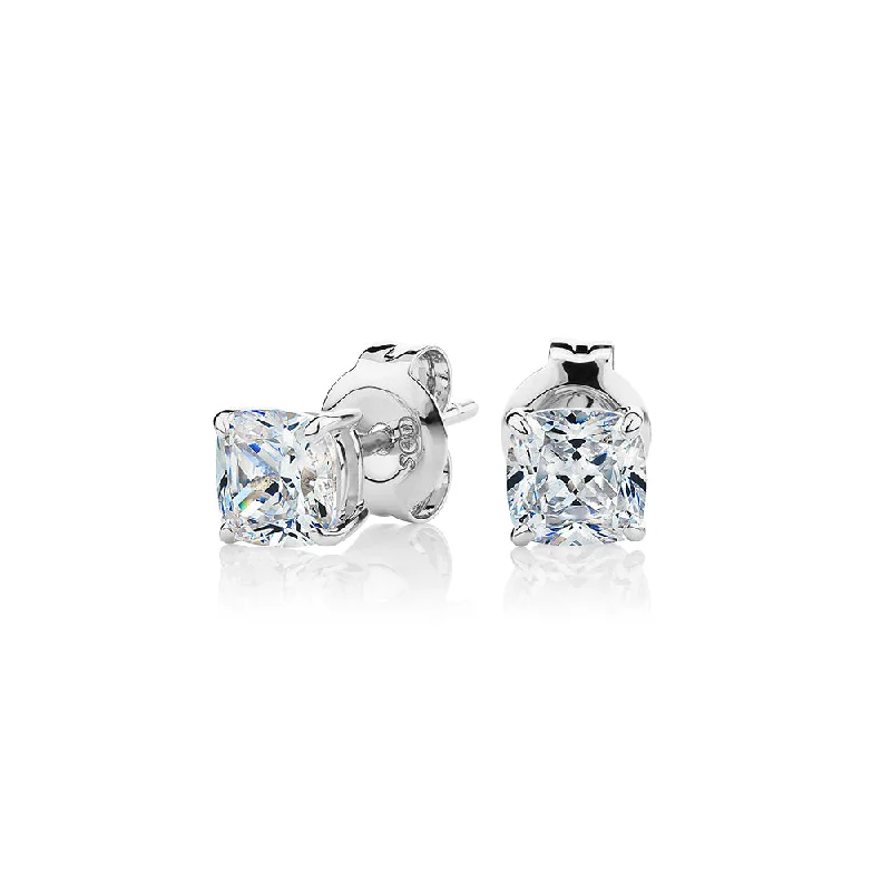 Trendy Minimalist Jewelry For Everyday Wear Cushion stud earrings with 1 carat* of diamond simulants in 10 carat white gold Trendy Minimalist Jewelry For Everyday Wear Cushion stud earrings with 1 carat* of diamond simulants in 10 carat white gold