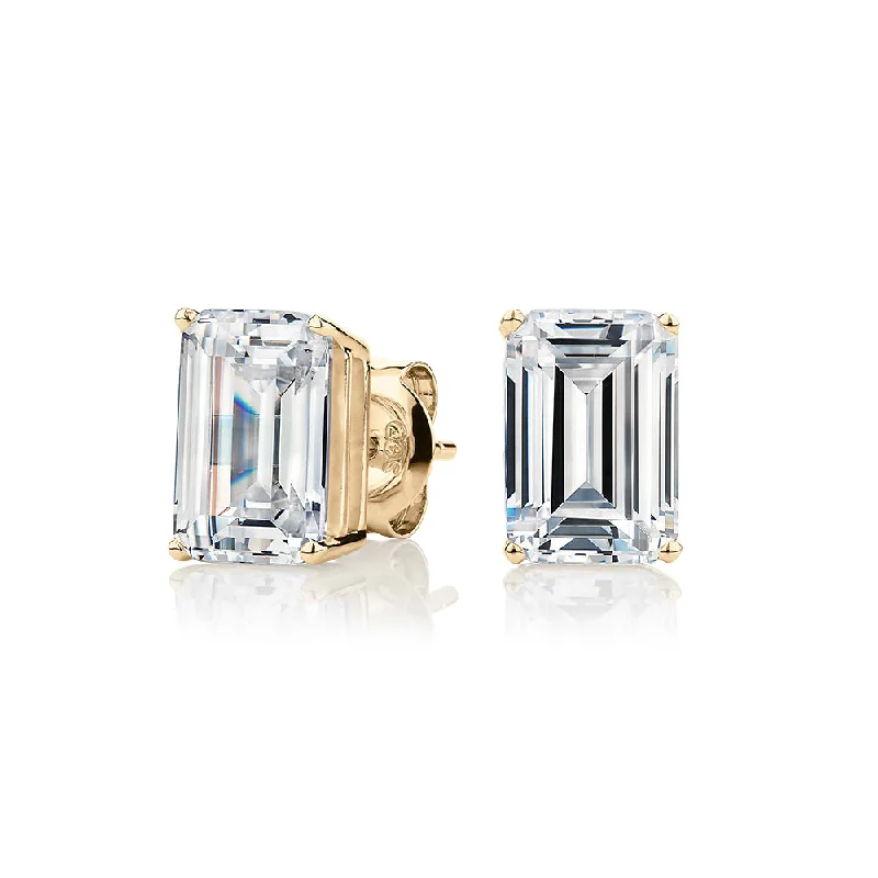 Shop Dazzling Jewelry With Special Promotional Discounts Emerald Cut stud earrings with 3 carats* of diamond simulants in 10 carat yellow gold Shop Dazzling Jewelry With Special Promotional Discounts Emerald Cut stud earrings with 3 carats* of diamond simulants in 10 carat yellow gold