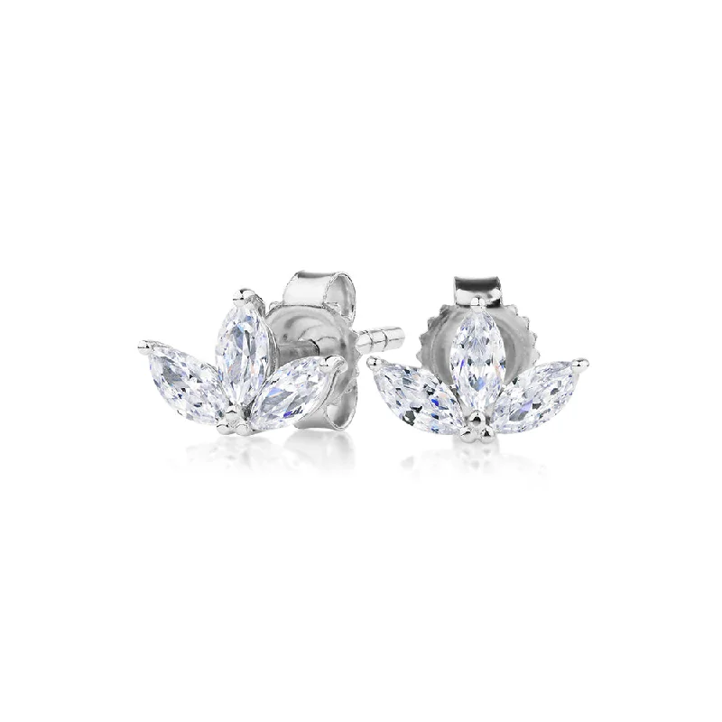 Flash Sale On Exquisite Jewelry – Don't Miss Out Marquise stud earrings with 0.6 carats* of diamond simulants in 10 carat white gold Flash Sale On Exquisite Jewelry – Don't Miss Out Marquise stud earrings with 0.6 carats* of diamond simulants in 10 carat white gold