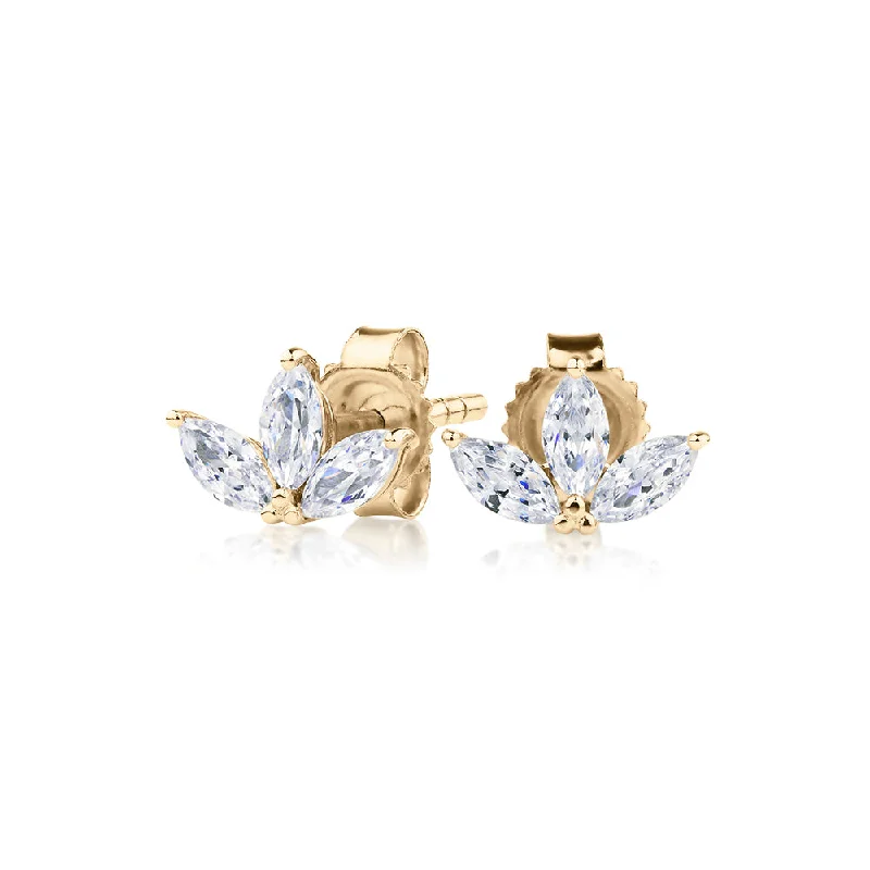 Exclusive Jewelry Sale – Limited-Time Discounts Marquise stud earrings with 0.6 carats* of diamond simulants in 10 carat yellow gold Exclusive Jewelry Sale – Limited-Time Discounts Marquise stud earrings with 0.6 carats* of diamond simulants in 10 carat yellow gold