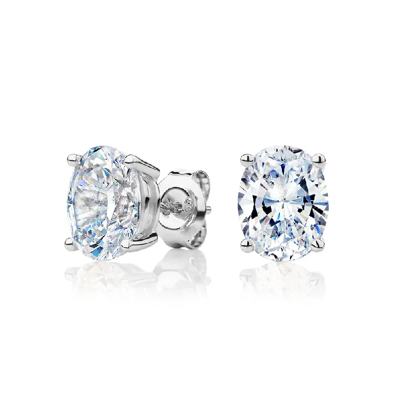 Bestselling Jewelry At Special Promotional Rates Oval stud earrings with 3.72 carats* of diamond simulants in 10 carat white gold Bestselling Jewelry At Special Promotional Rates Oval stud earrings with 3.72 carats* of diamond simulants in 10 carat white gold