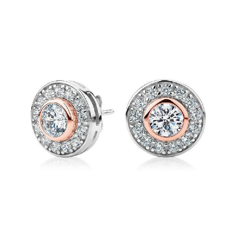 Flash Sale On Exquisite Jewelry – Don't Miss Out Round Brilliant halo stud earrings with 1.9 carats* of diamond simulants in 10 carat rose gold and sterling silver Flash Sale On Exquisite Jewelry – Don't Miss Out Round Brilliant halo stud earrings with 1.9 carats* of diamond simulants in 10 carat rose gold and sterling silver