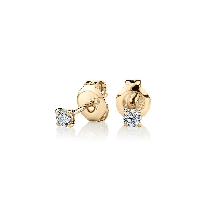 Fashion-Forward Jewelry At Exclusive Discounts Round Brilliant stud earrings with 0.15 carats* of diamond simulants in 10 carat yellow gold Fashion-Forward Jewelry At Exclusive Discounts Round Brilliant stud earrings with 0.15 carats* of diamond simulants in 10 carat yellow gold