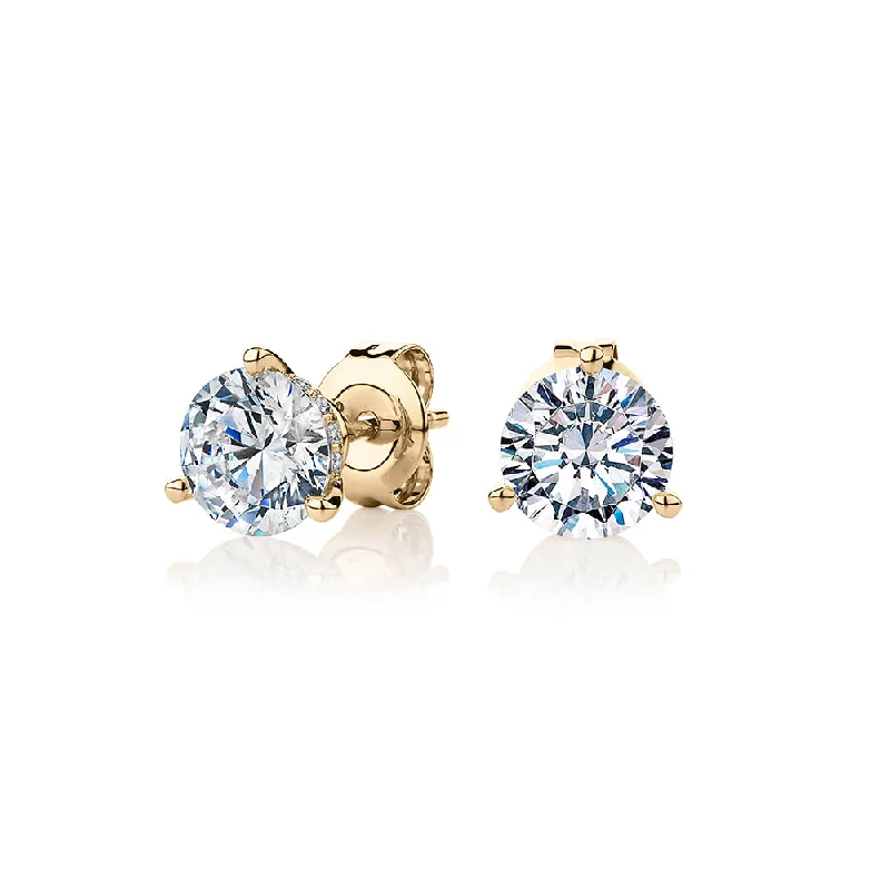 Classic And Modern Jewelry Styles On Sale Round Brilliant stud earrings with 2.18 carats* of diamond simulants in 10 carat yellow gold Classic And Modern Jewelry Styles On Sale Round Brilliant stud earrings with 2.18 carats* of diamond simulants in 10 carat yellow gold