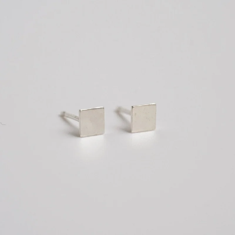 Dainty Floral Jewelry For Feminine Elegance Sterling Silver Square Stud Earrings