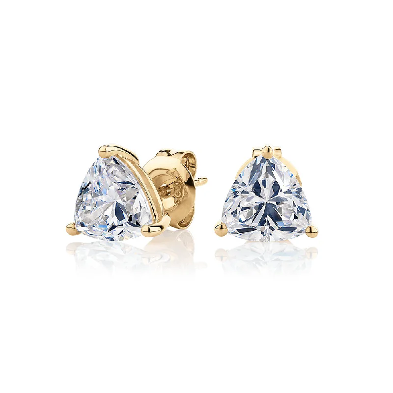 High-End Jewelry, Now More Affordable Than Ever Trilliant stud earrings with 2.2 carats* of diamond simulants in 10 carat yellow gold High-End Jewelry, Now More Affordable Than Ever Trilliant stud earrings with 2.2 carats* of diamond simulants in 10 carat yellow gold