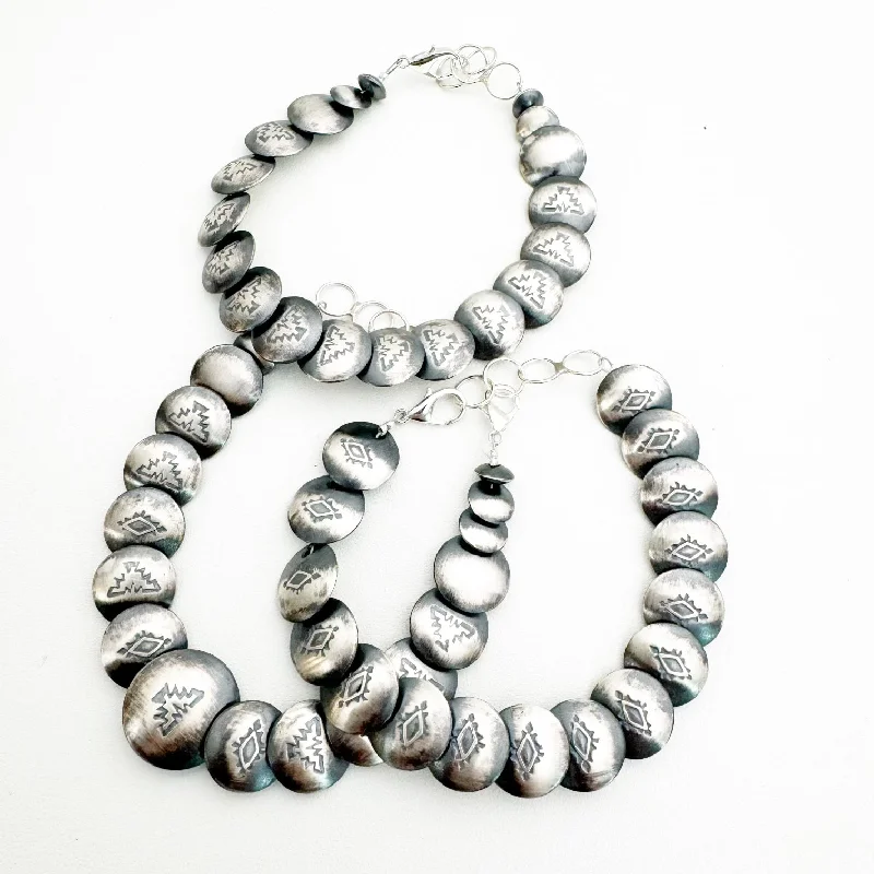 Seasonal Jewelry Sale – Upgrade Your Collection Marietta Kellywood Flat Pearl Bracelet Seasonal Jewelry Sale – Upgrade Your Collection Marietta Kellywood Flat Pearl Bracelet