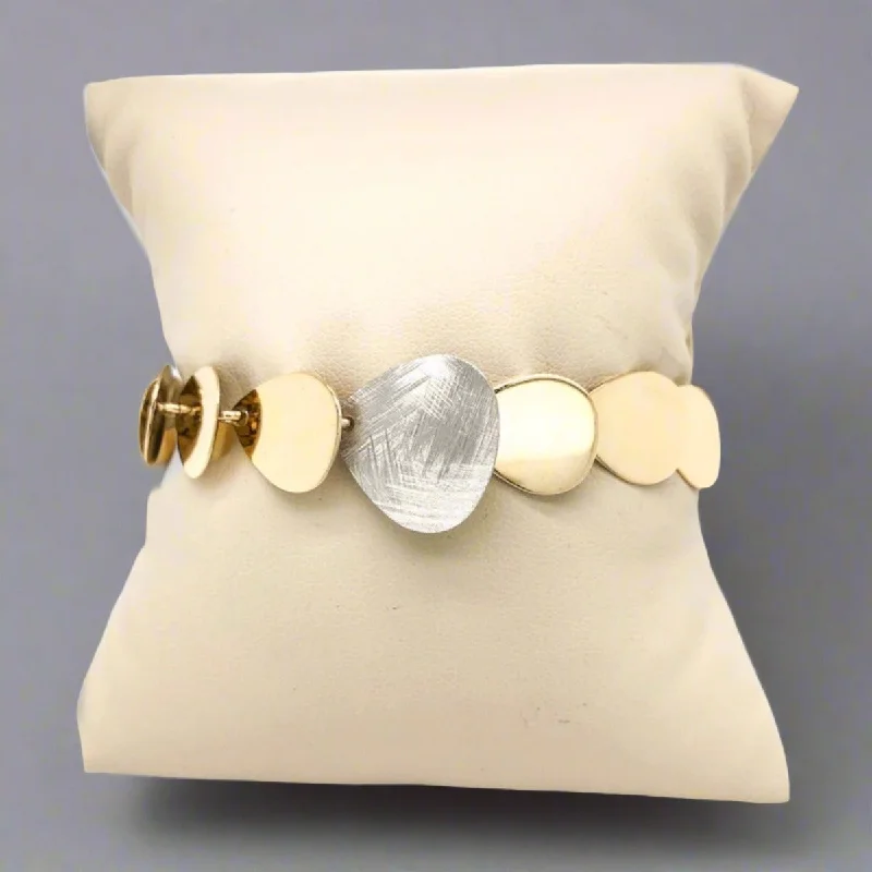 Trending Jewelry Now Available At Exclusive Prices YGP Sterling Teardrop Link Bracelet Trending Jewelry Now Available At Exclusive Prices YGP Sterling Teardrop Link Bracelet