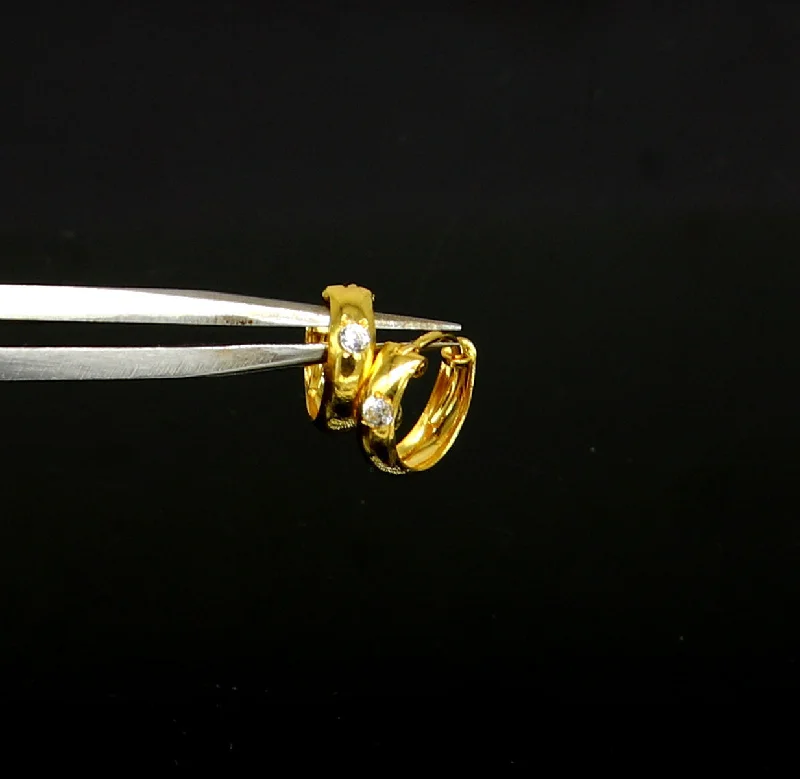 Dainty Floral Jewelry For Feminine Elegance 18kt yellow fine gold single stone hoops earring, excellent brides made clip on earring, Huggie Hoop Earrings jewelry gifting ho70 Dainty Floral Jewelry For Feminine Elegance 18kt yellow fine gold single stone hoops earring, excellent brides made clip on earring, Huggie Hoop Earrings jewelry gifting ho70