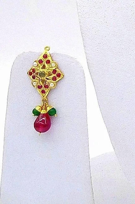 Bohemian-Inspired Jewelry For Free-Spirited Fashion 22k gold traditional punjabi india rajasthan earrings pearl ruby red drop green emerald Bohemian-Inspired Jewelry For Free-Spirited Fashion 22k gold traditional punjabi india rajasthan earrings pearl ruby red drop green emerald