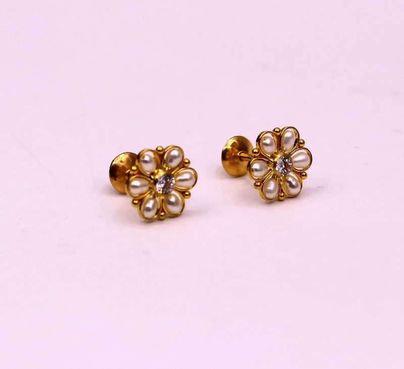 Affordable Gold-Plated Jewelry For Modern Fashion 22kt yellow gold handmade stud earrings with fabulous pearl and cubic zircon earrings stylish modern girl's jewelry from india belly dance Affordable Gold-Plated Jewelry For Modern Fashion 22kt yellow gold handmade stud earrings with fabulous pearl and cubic zircon earrings stylish modern girl's jewelry from india belly dance
