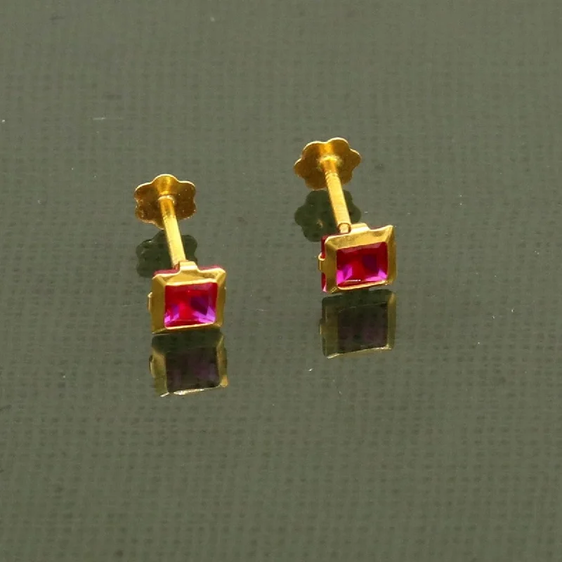 3MM/3.5/4mm single red stone 18kt yellow gold handmade square shape fabulous screw back stud earring or nose in unisex jewelry er122