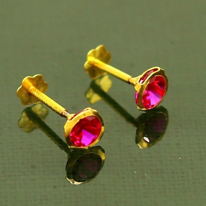 4mm 18k yellow gold handmade fabulous red cubic zircon stone excellent antique vintage design stud earrings pair unisex jewelry er114