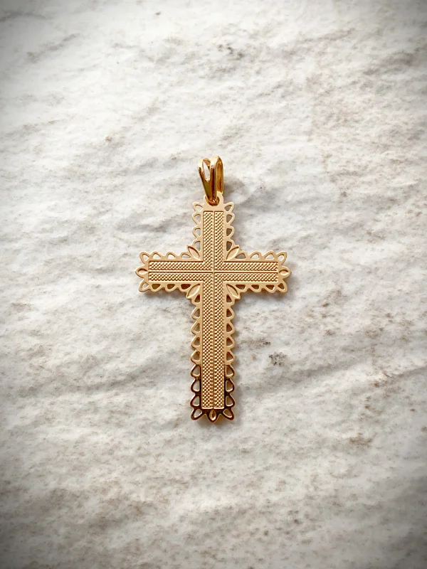 Personalized Jewelry Sale – Unique Pieces At Great Prices Intricate Cutout Gold Cross Pendant Personalized Jewelry Sale – Unique Pieces At Great Prices Intricate Cutout Gold Cross Pendant