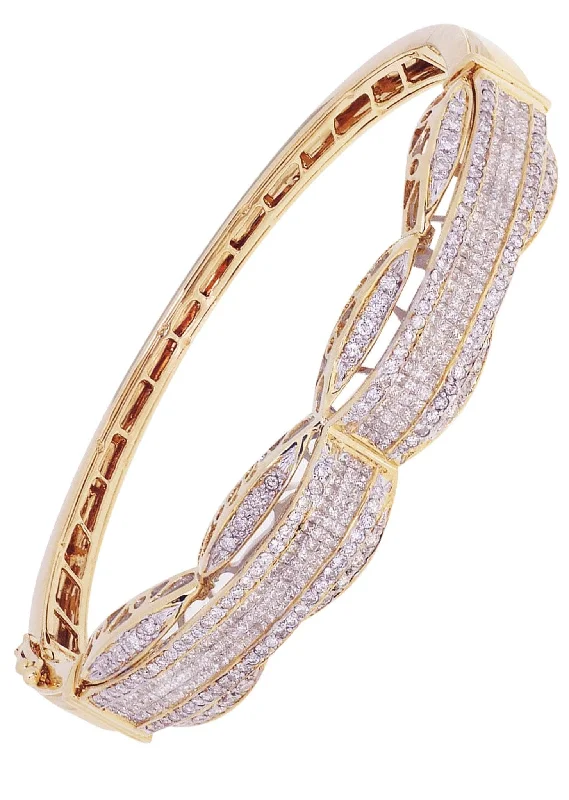 Your Dream Jewelry At Dream Prices – Shop Now Mens Diamond Bracelet Yellow Gold| 3.47 Carats| 31.07 Grams Your Dream Jewelry At Dream Prices – Shop Now Mens Diamond Bracelet Yellow Gold| 3.47 Carats| 31.07 Grams