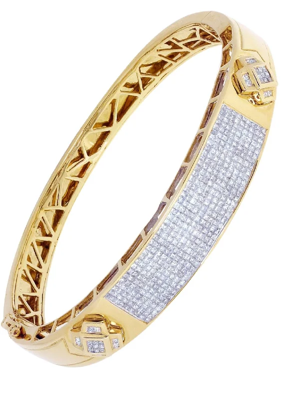 Chic And Stylish Jewelry At Discounted Prices Mens Diamond Bangle Yellow Gold| 3.71 Carats| 35.66 Grams Chic And Stylish Jewelry At Discounted Prices Mens Diamond Bangle Yellow Gold| 3.71 Carats| 35.66 Grams