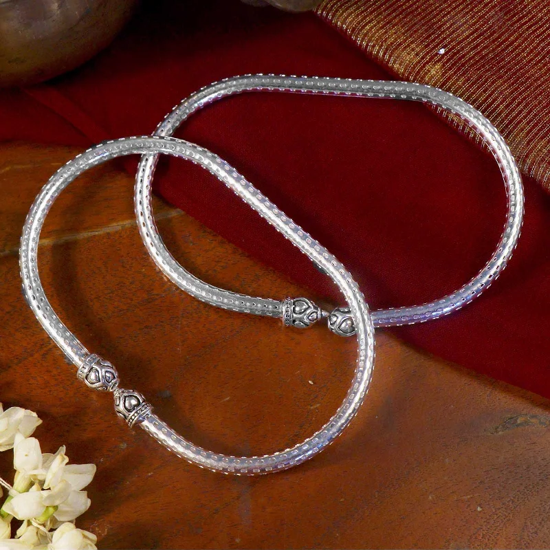 Elevate Your Jewelry Collection With Limited-Time Savings Teejh Nisha Silver Oxidized Anklets Elevate Your Jewelry Collection With Limited-Time Savings Teejh Nisha Silver Oxidized Anklets