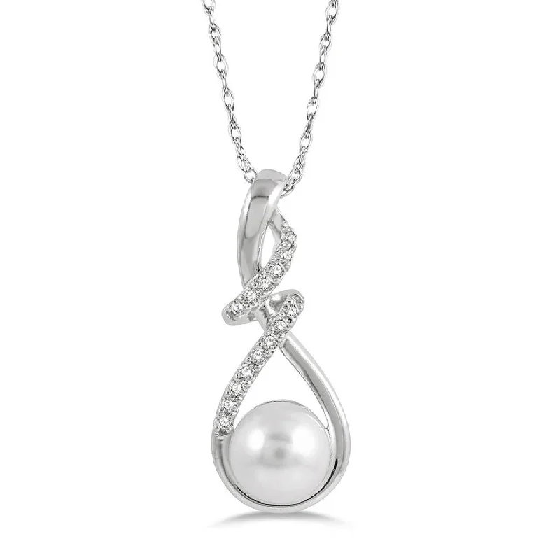 10K White Gold Pearl And Diamond Pendant Necklace